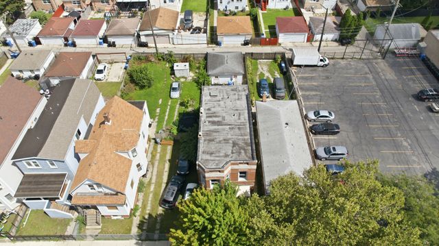 2025 N Lawler Avenue, Chicago, IL 60639