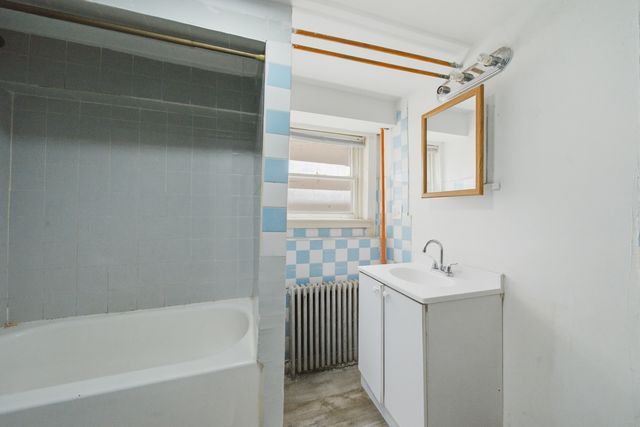 2025 N Lawler Avenue, Chicago, IL 60639