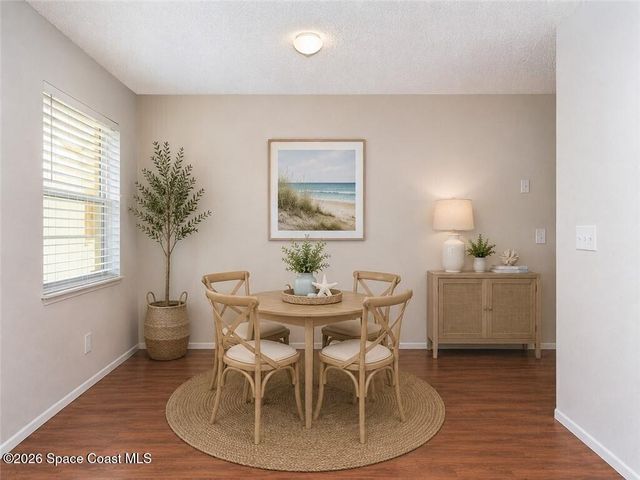 3 Vista Gardens Trail 203, Vero Beach, FL 32962