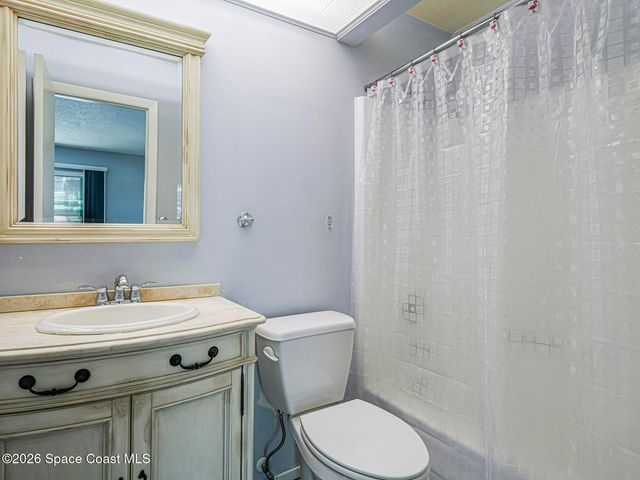 3 Vista Gardens Trail 203, Vero Beach, FL 32962