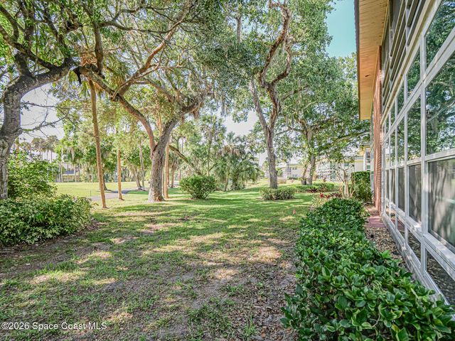 3 Vista Gardens Trail 203, Vero Beach, FL 32962