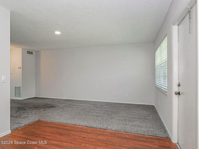3 Vista Gardens Trail 203, Vero Beach, FL 32962