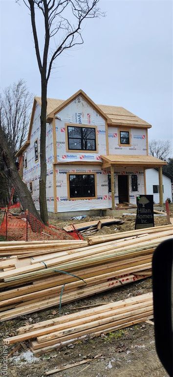 2700 Vendome Avenue, Rochester Hills, MI 48309