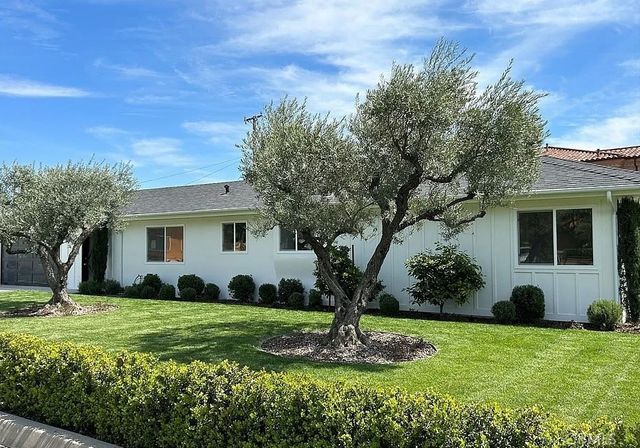 9505 Raviller, Downey, CA 90240