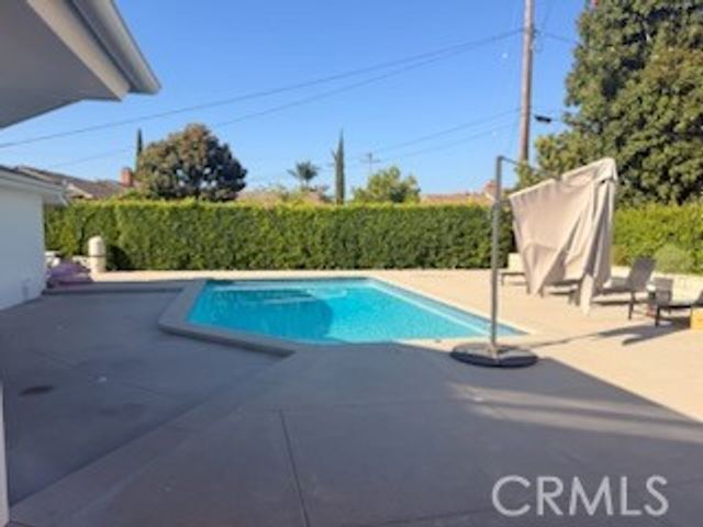 9505 Raviller, Downey, CA 90240