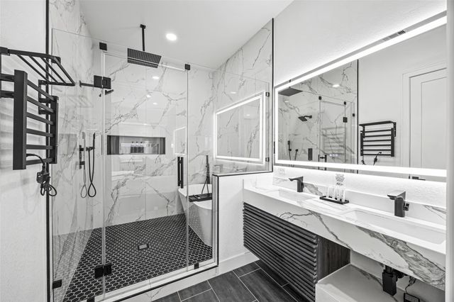 2801 Delano Street, Houston, TX 77004