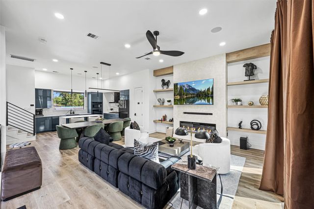 2801 Delano Street, Houston, TX 77004