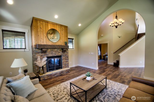 7436 Gallagher Cove Road NW, Olympia, WA 98502