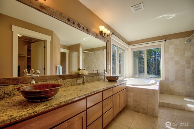 7436 Gallagher Cove Road NW, Olympia, WA 98502