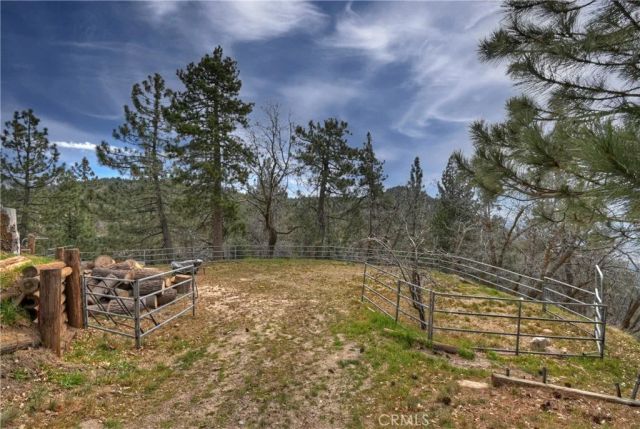 32047 Pine Cone, Running Springs, CA 92382