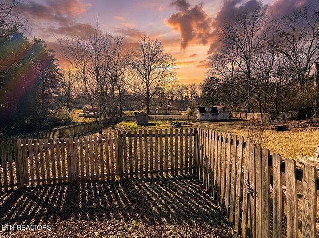 6013 Pamela Lane, Knoxville, TN 37920