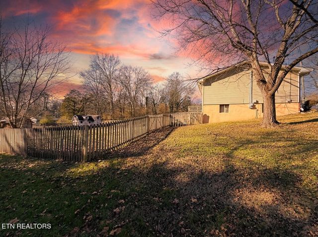 6013 Pamela Lane, Knoxville, TN 37920