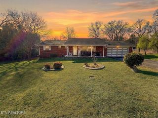 6013 Pamela Lane, Knoxville, TN 37920