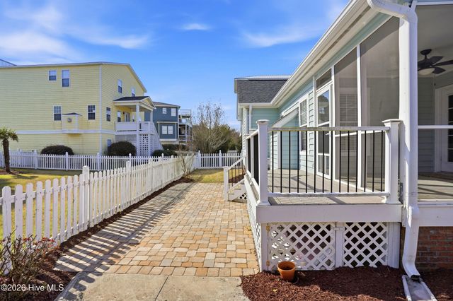 718 Sloop Pointe Lane, Kure Beach, NC 28449