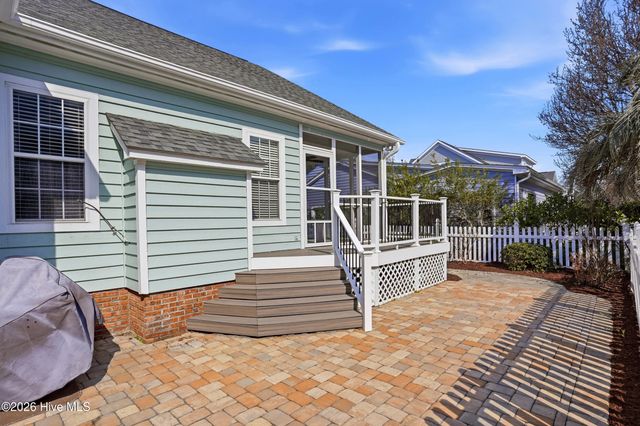 718 Sloop Pointe Lane, Kure Beach, NC 28449