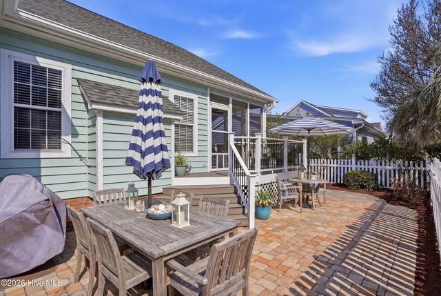 718 Sloop Pointe Lane, Kure Beach, NC 28449