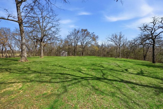 230 Frosty Hollow Road, Denison, TX 75021