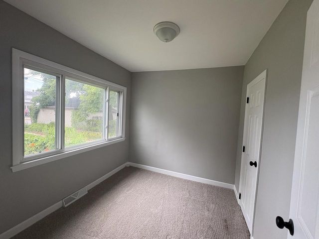 3618 E Martin AVENUE, Cudahy, WI 53110