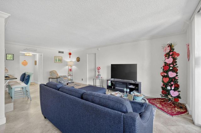 740 S Federal Highway 202, Pompano Beach, FL 33062
