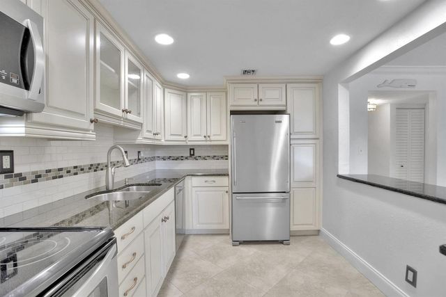 740 S Federal Highway 202, Pompano Beach, FL 33062