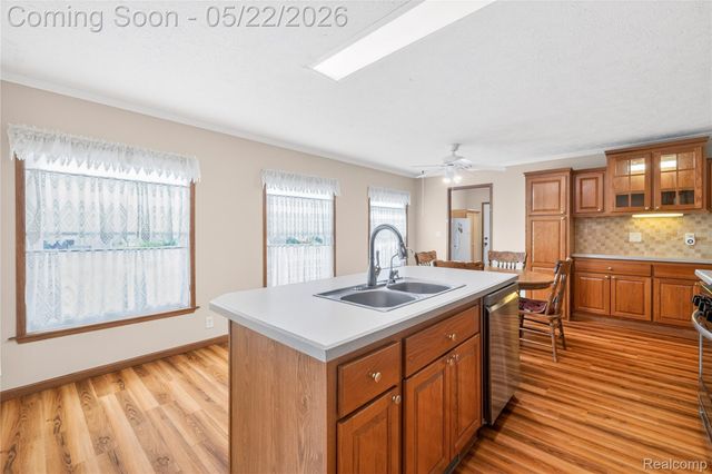 12239 Maple Creek Court, Green Oak Township, MI 48178