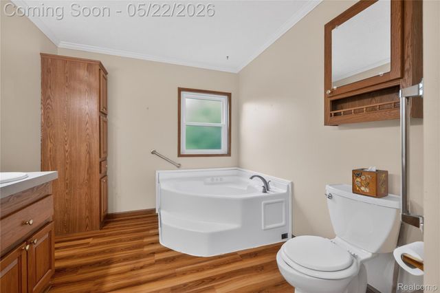 12239 Maple Creek Court, Green Oak Township, MI 48178