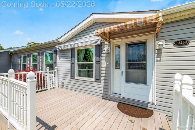 12239 Maple Creek Court, Green Oak Township, MI 48178