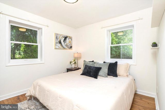 21 GROVER AVE, Princeton, NJ 08540