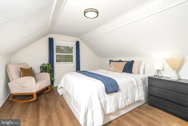 21 GROVER AVE, Princeton, NJ 08540
