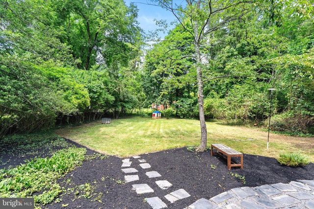 21 GROVER AVE, Princeton, NJ 08540