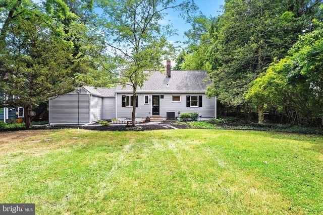 21 GROVER AVE, Princeton, NJ 08540