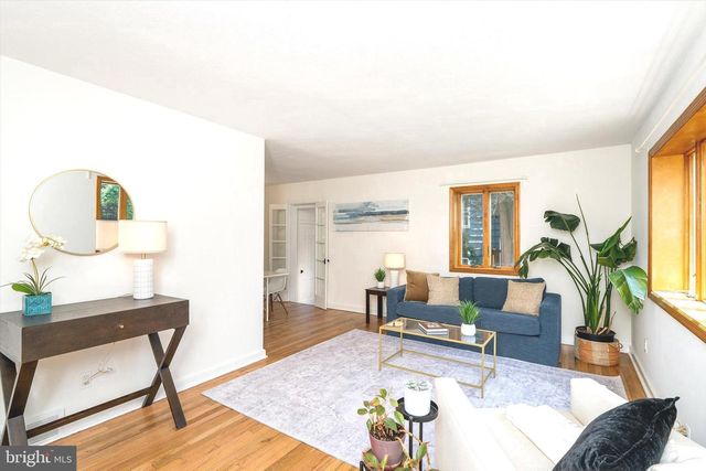 21 GROVER AVE, Princeton, NJ 08540