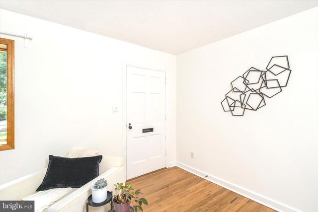 21 GROVER AVE, Princeton, NJ 08540