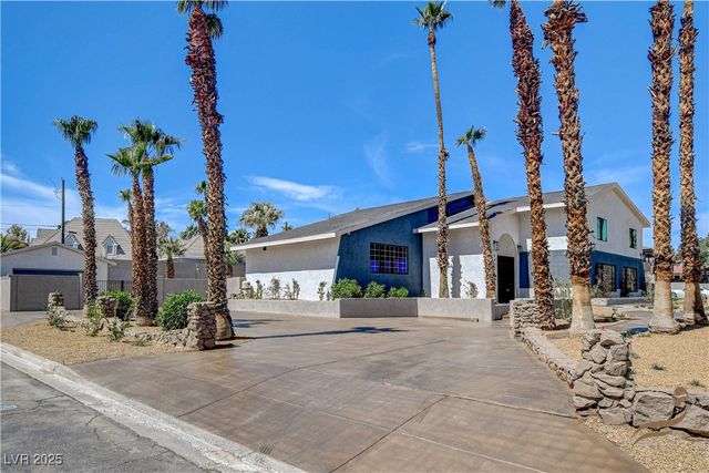 2685 South Tenaya Way, Las Vegas, NV 89117