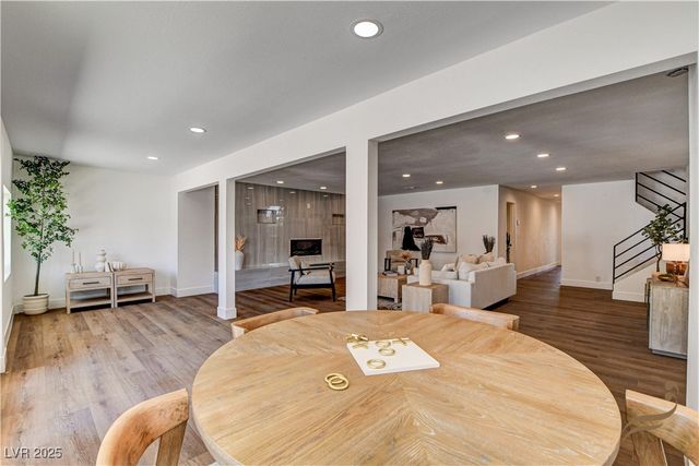 2685 South Tenaya Way, Las Vegas, NV 89117