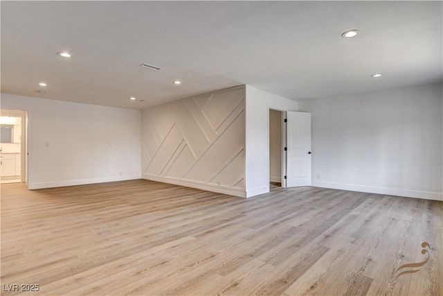 2685 South Tenaya Way, Las Vegas, NV 89117