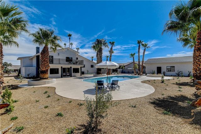 2685 South Tenaya Way, Las Vegas, NV 89117