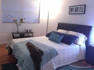 15600 SW 80th St L-302, Miami, FL 33193