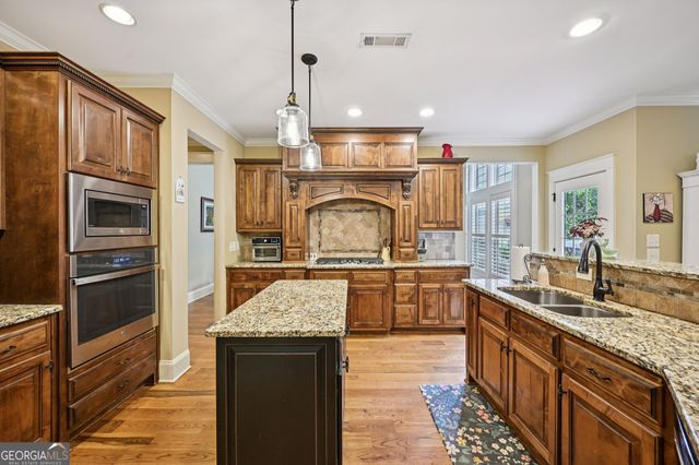 395 Beaumont Farms Drive, Sharpsburg, GA 30277