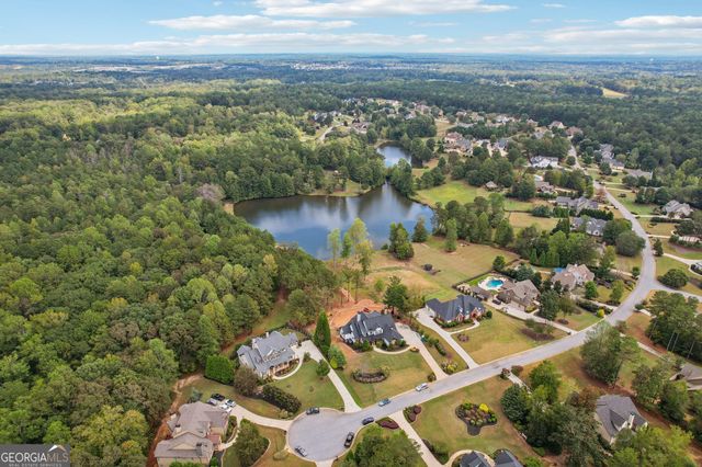 395 Beaumont Farms Drive, Sharpsburg, GA 30277