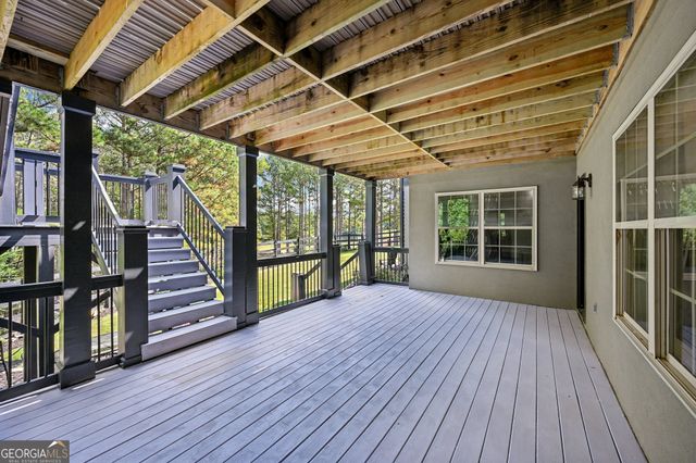 395 Beaumont Farms Drive, Sharpsburg, GA 30277