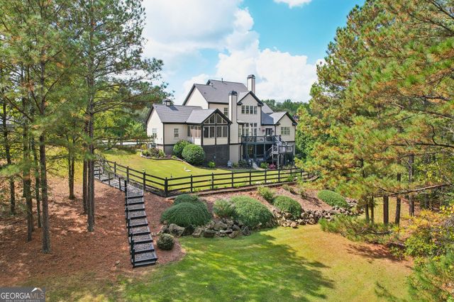 395 Beaumont Farms Drive, Sharpsburg, GA 30277