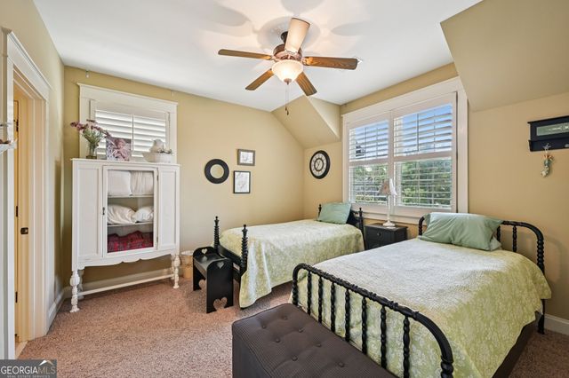 395 Beaumont Farms Drive, Sharpsburg, GA 30277