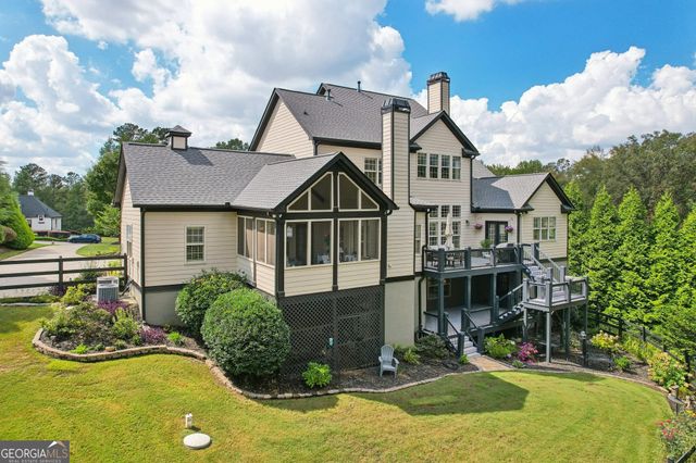 395 Beaumont Farms Drive, Sharpsburg, GA 30277