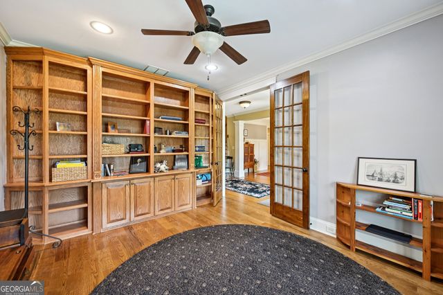 395 Beaumont Farms Drive, Sharpsburg, GA 30277