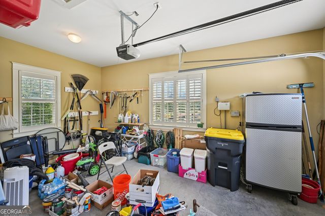 395 Beaumont Farms Drive, Sharpsburg, GA 30277
