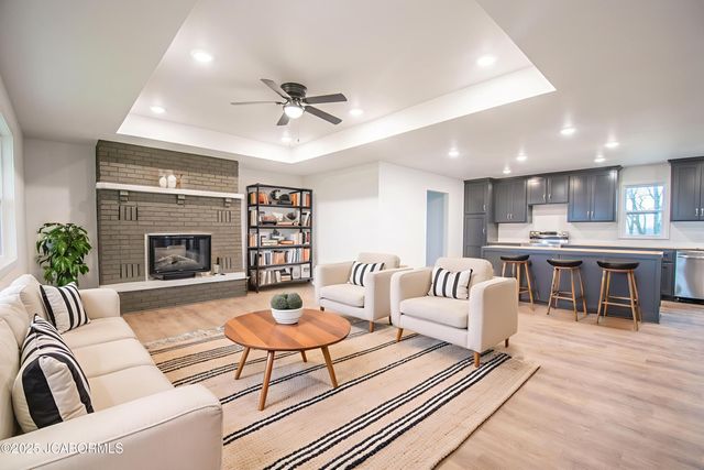 3369 ROCK RIDGE ROAD, Jefferson City, MO 65109