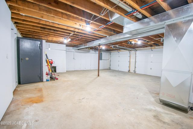 3369 ROCK RIDGE ROAD, Jefferson City, MO 65109