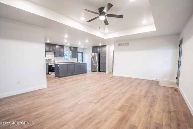 3369 ROCK RIDGE ROAD, Jefferson City, MO 65109