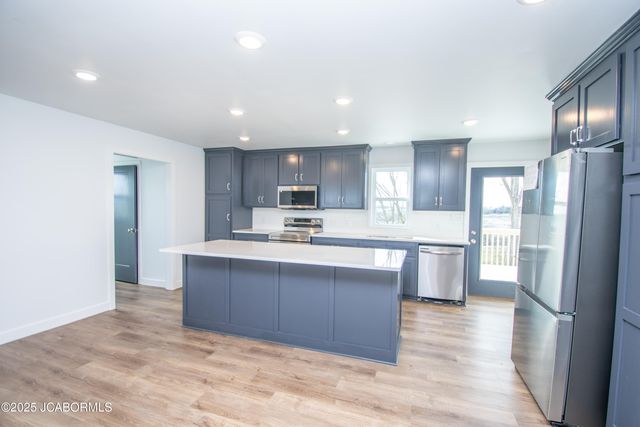 3369 ROCK RIDGE ROAD, Jefferson City, MO 65109